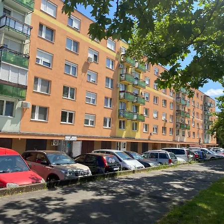 Sosto Forest Apartman Nyiregyhaza Exterior photo